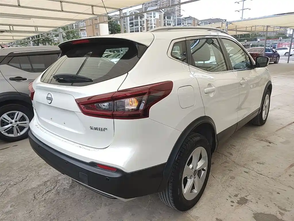Nissan Qashqai 2023 — фото 7