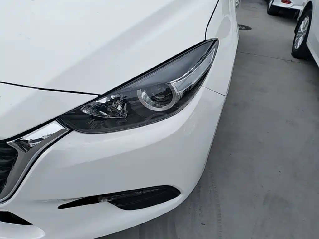 Mazda 3 Angkesela 2019 — фото 24
