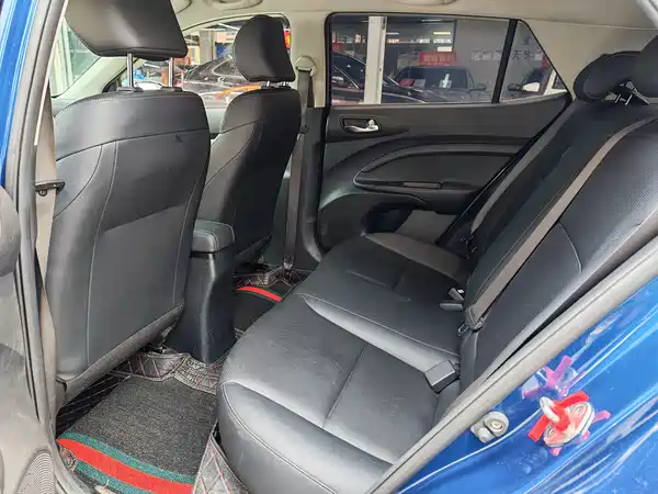 Kia KX1 2021
