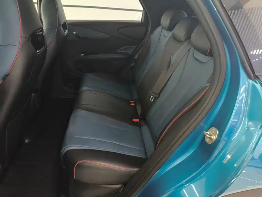 BYD Dolphin 2023 — фото 17