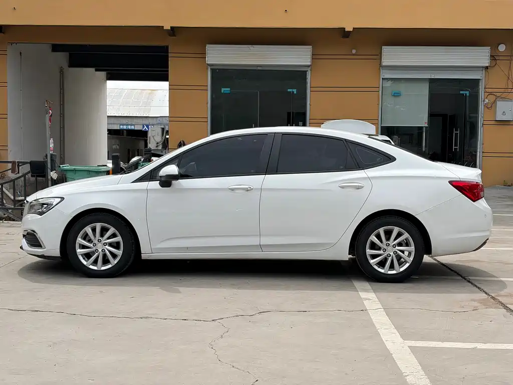 Buick Verano 2019 — фото 15