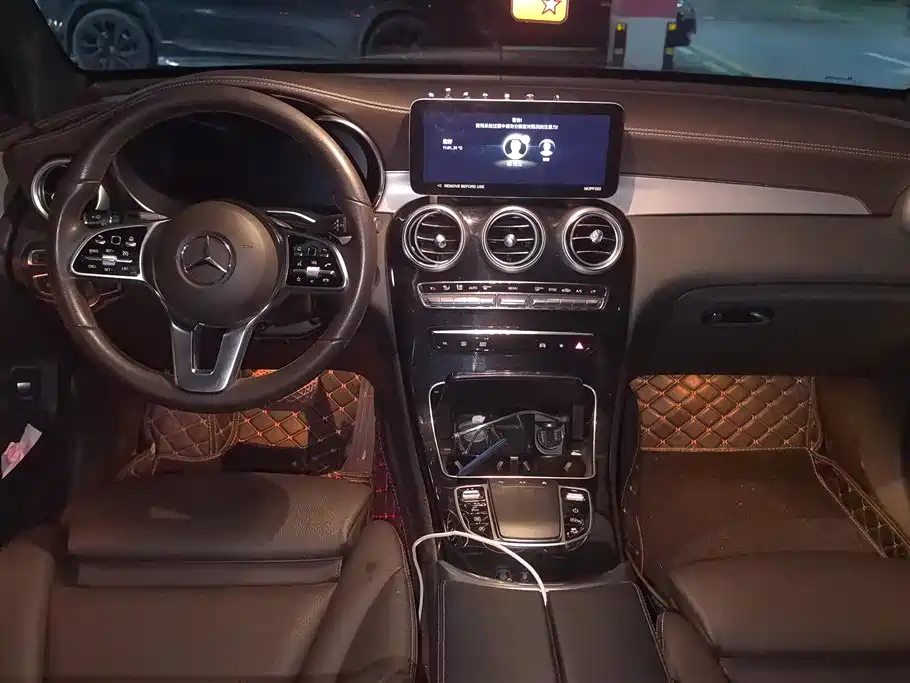 Mercedes-Benz GLC 2022 — фото 12