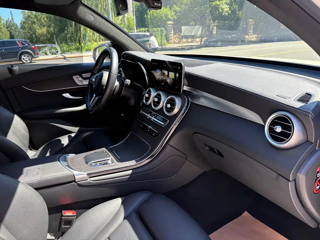 Mercedes-Benz GLC Coupe 2021 — фото 17