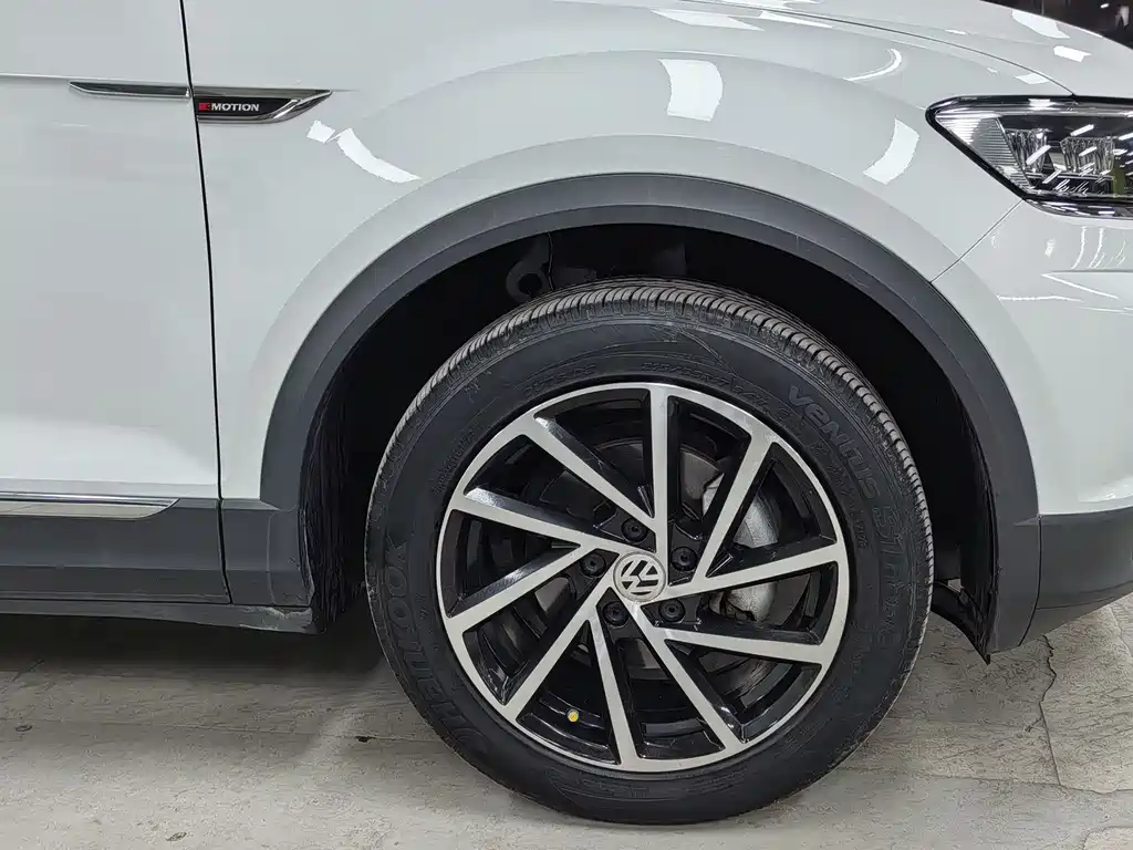 Volkswagen T-Roc 2019 — фото 13