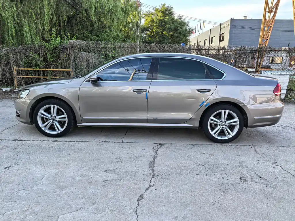Volkswagen Passat 2015 — фото 4