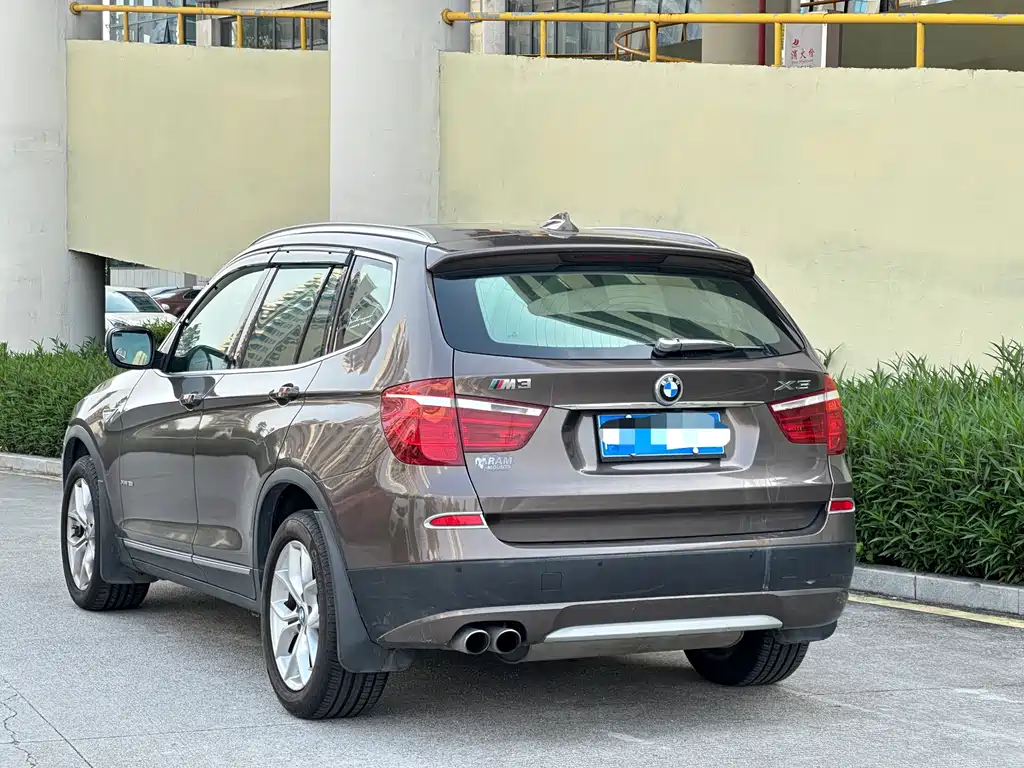 BMW X3 2011 — фото 10