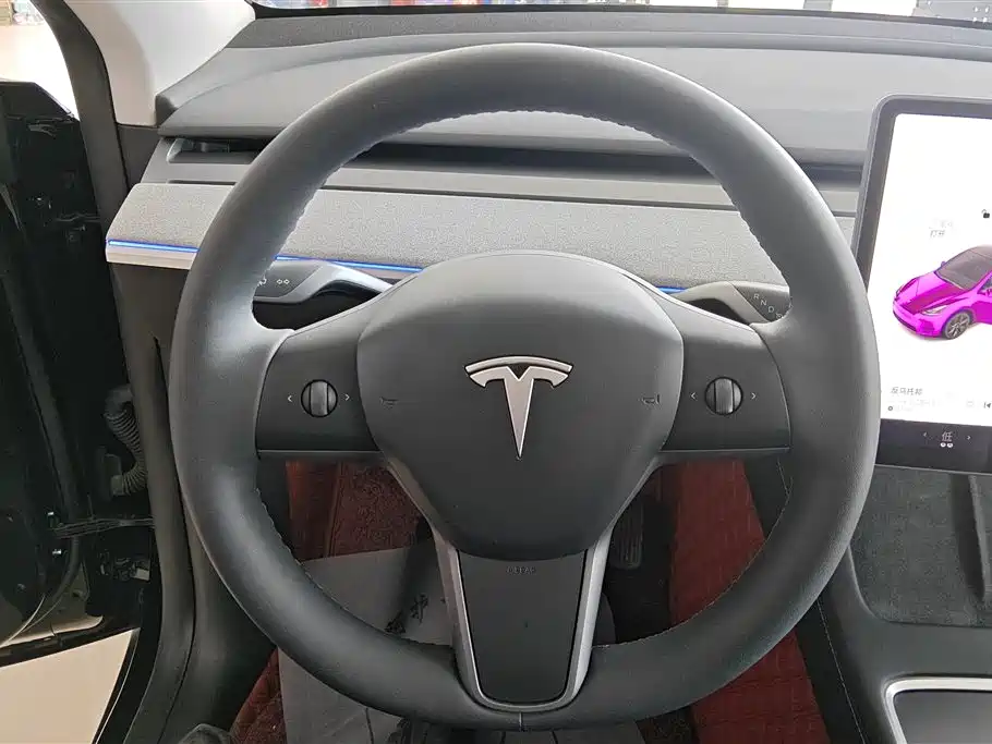 Tesla Model Y 2023 — фото 15