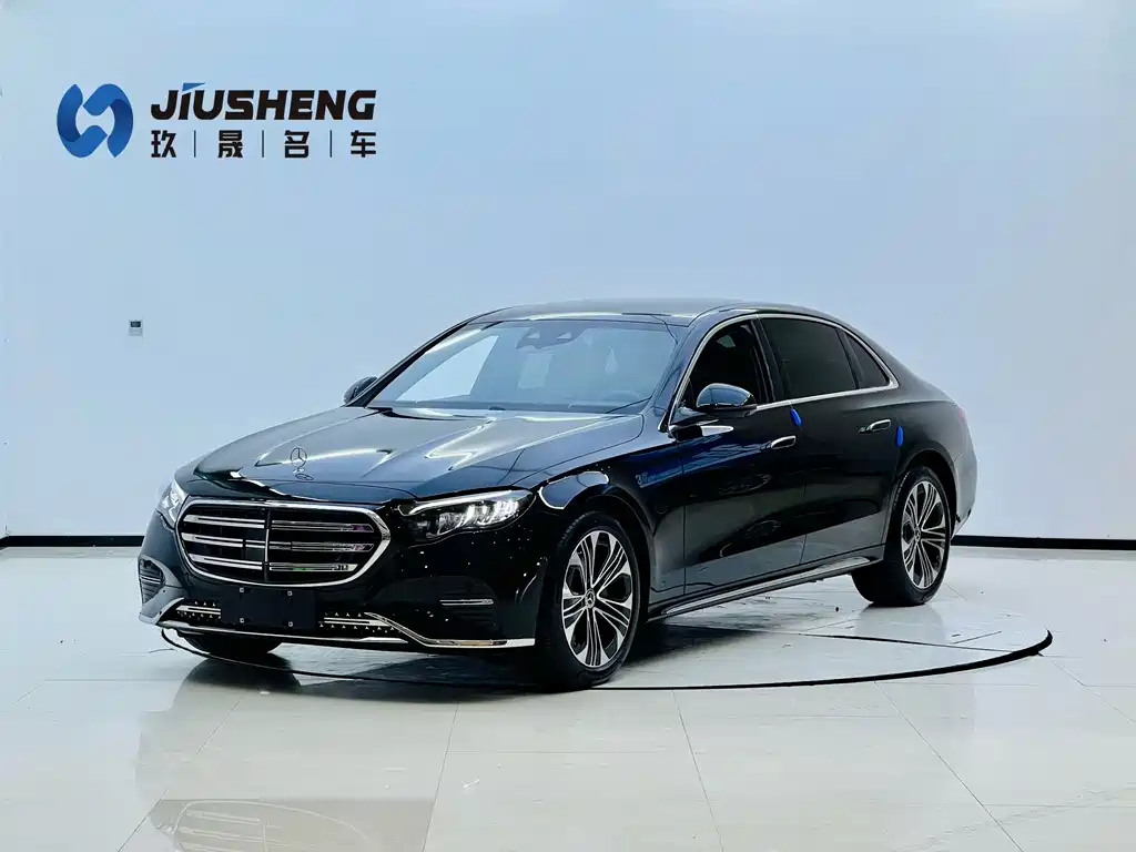 Mercedes-Benz E-Class 2024