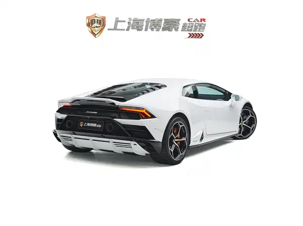 Lamborghini Huracan 2021