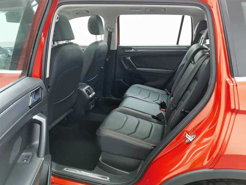 Volkswagen Tiguan L 2020 — фото 15