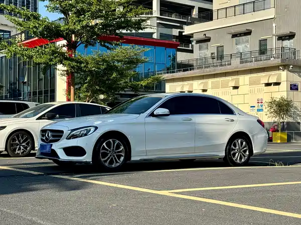 Mercedes-Benz C-Class 2017