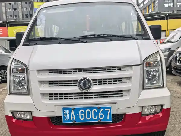 Dongfeng Xiaokang C36 2019