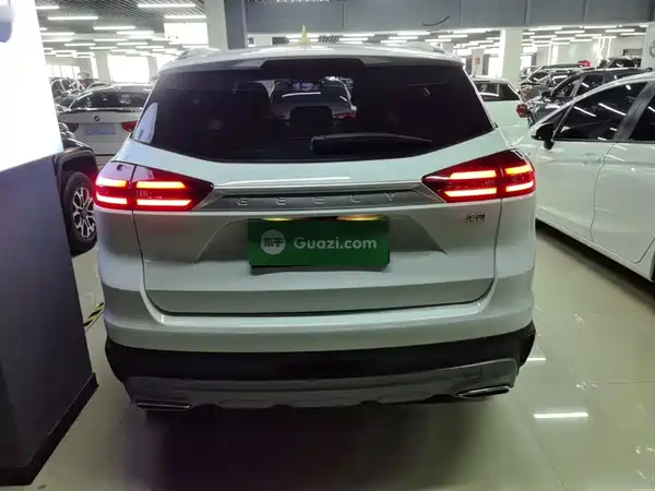 Geely Boyue 2021