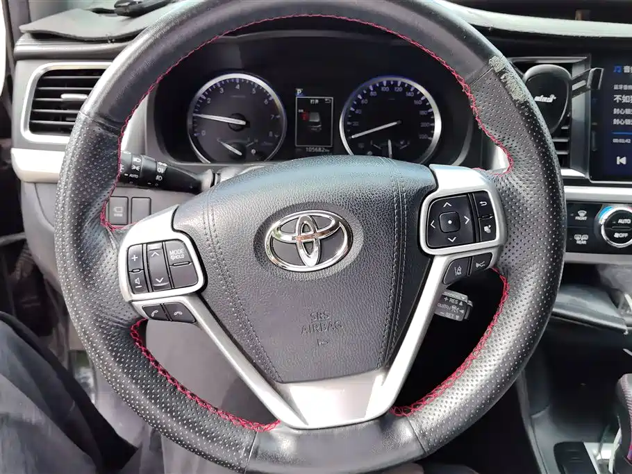 Toyota Highlander 2020 — фото 15