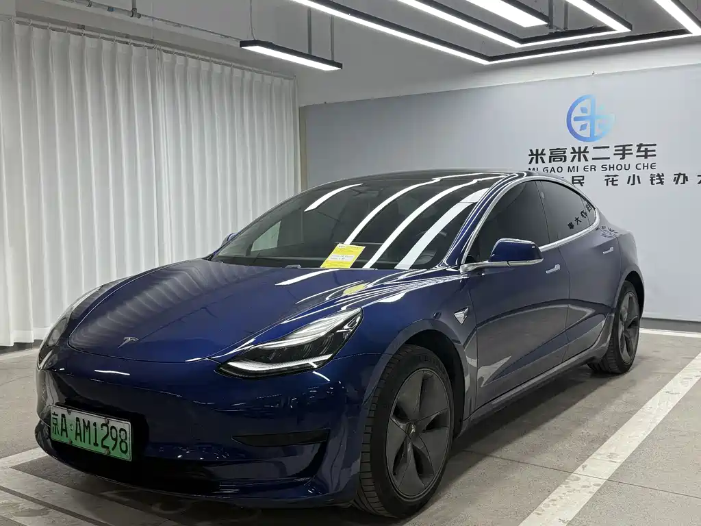 Tesla Model 3 2021 — фото 1