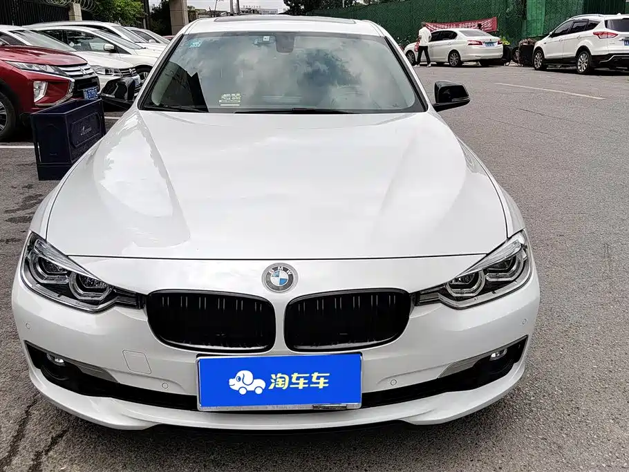 BMW 3 Series 2018 — фото 2