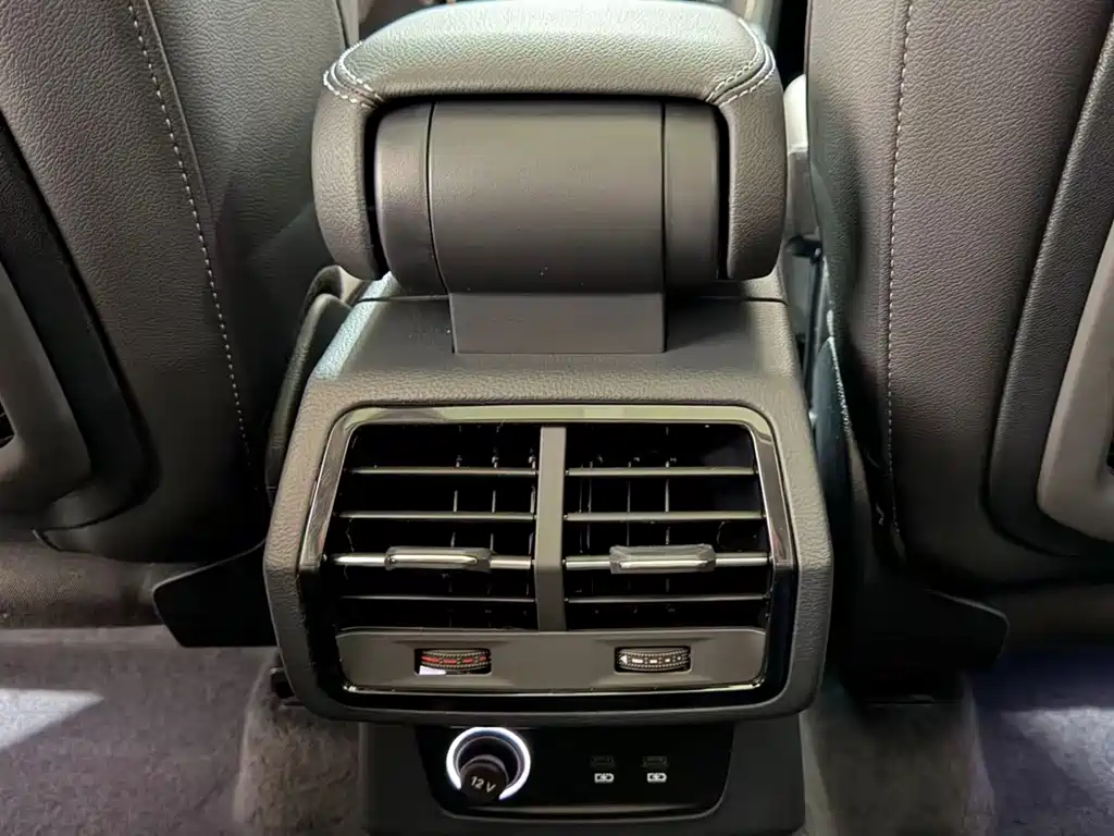 Audi Q3 2023 — фото 18