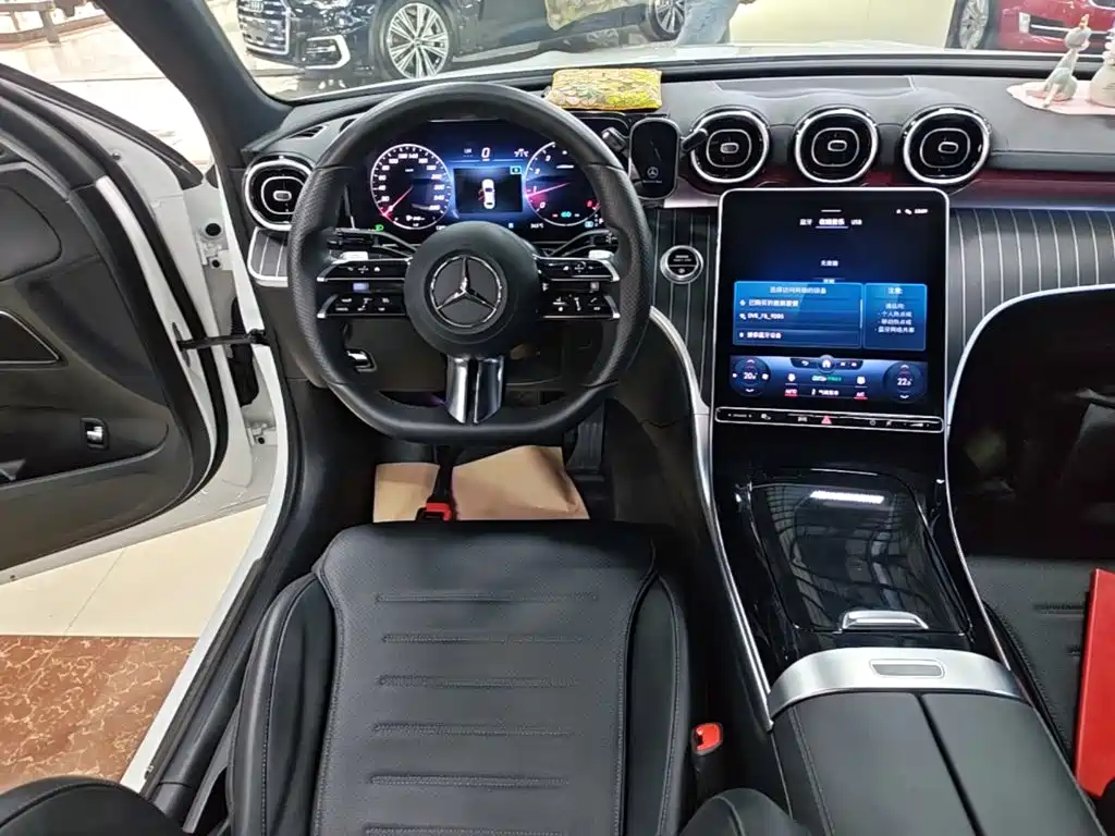 Mercedes-Benz C-Class 2022 — фото 13