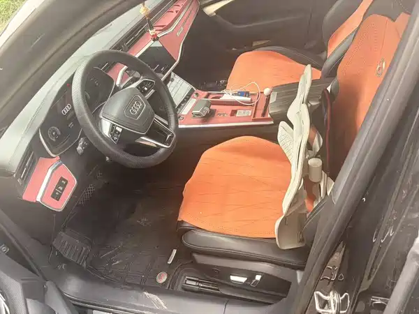 Audi A6L 2025