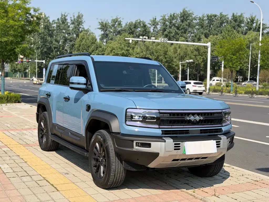 Fang Cheng Bao Leopard 5 2025