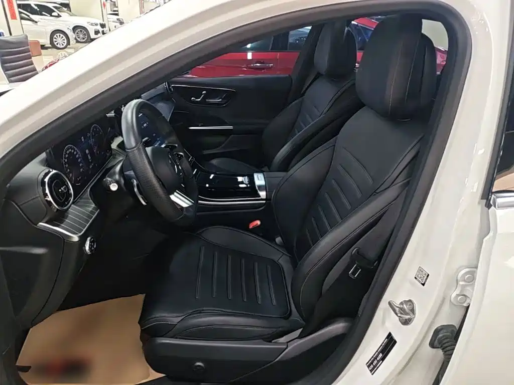 Mercedes-Benz C-Class 2022 — фото 15