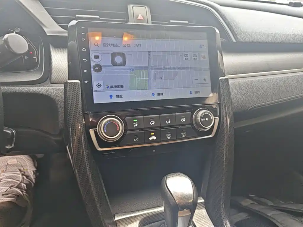 Honda Civic 2018 — фото 13