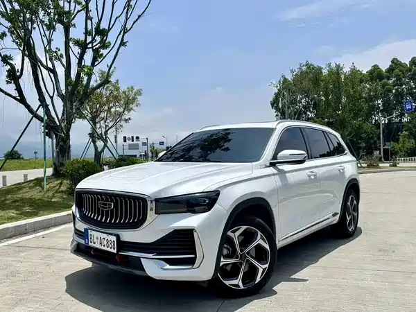 Geely Xingyue L 2023