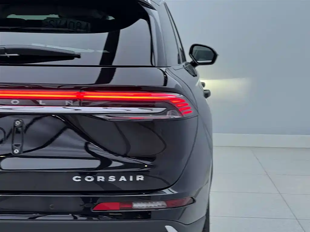 Lincoln Corsair 2024 — фото 12