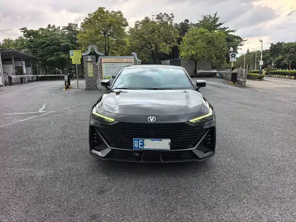 Changan UNI-V 2023