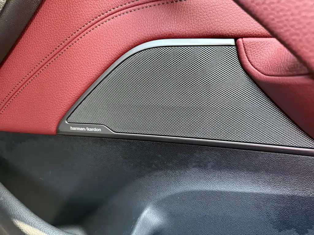 BMW 5 Series 2019 — фото 18