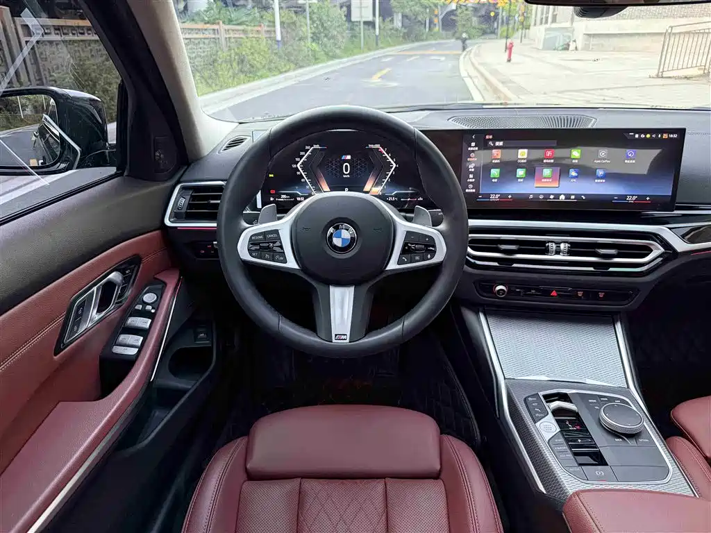 BMW 3 Series 2024 — фото 13