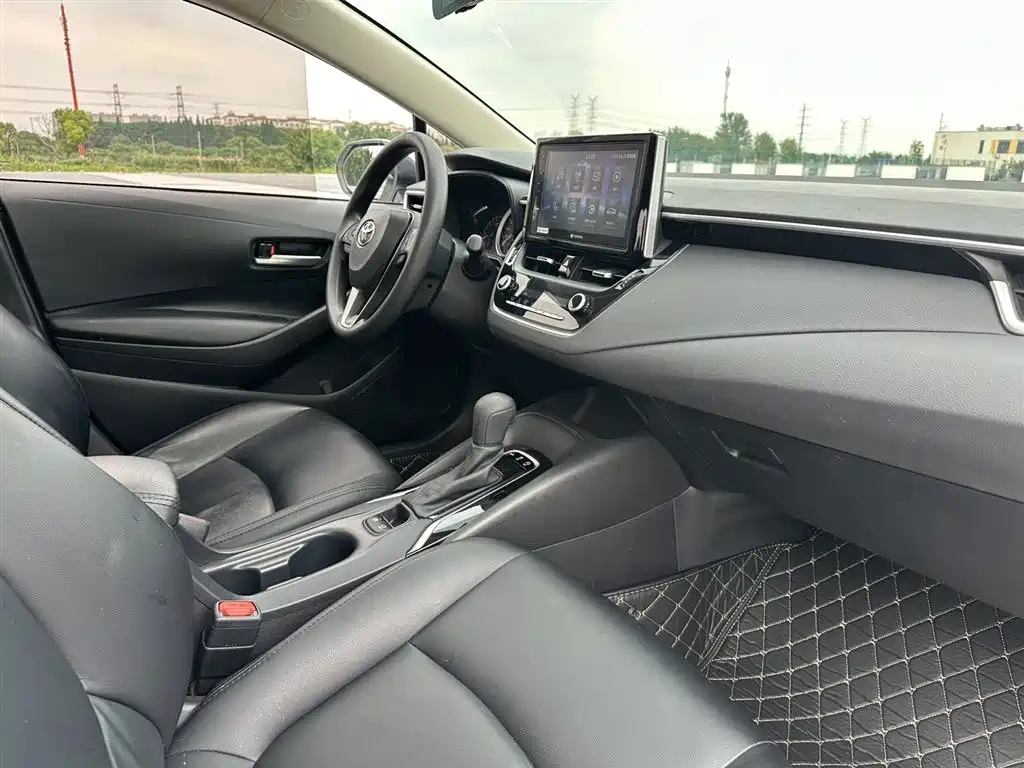 Toyota Corolla 2020 — фото 10