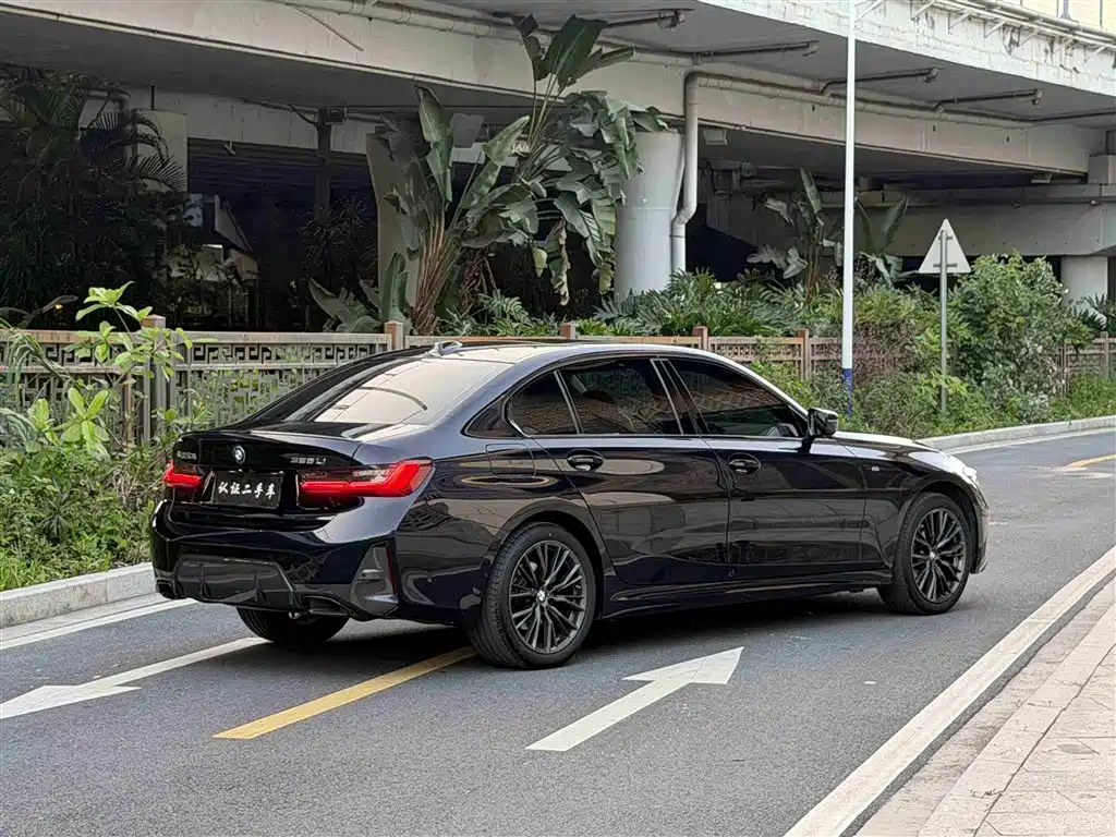 BMW 3 Series 2024 — фото 16