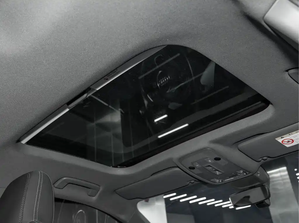 Audi A3 2023 — фото 17