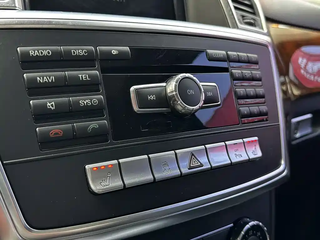 Mercedes-Benz M-Class 2014 — фото 15