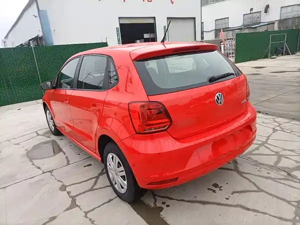 Volkswagen Polo 2016