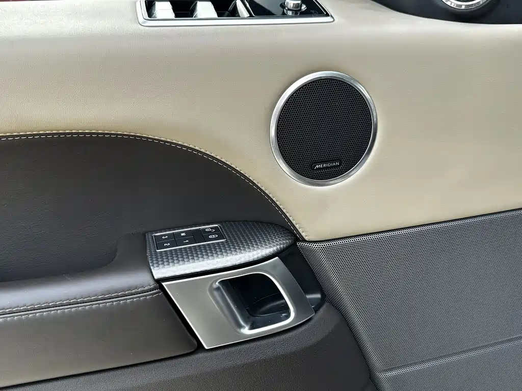 Land Rover Sport 2019 — фото 18
