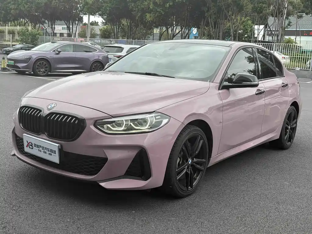 BMW 1 Series 2023 — фото 1
