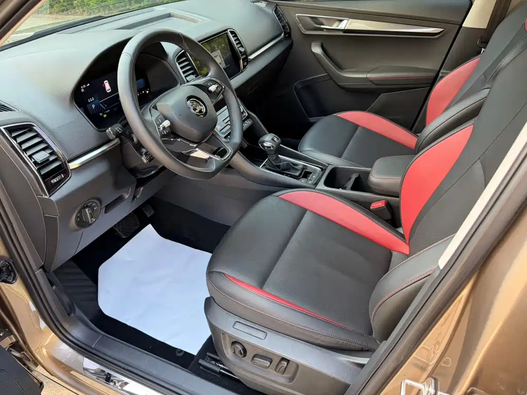 Skoda Karoq 2022 — фото 18