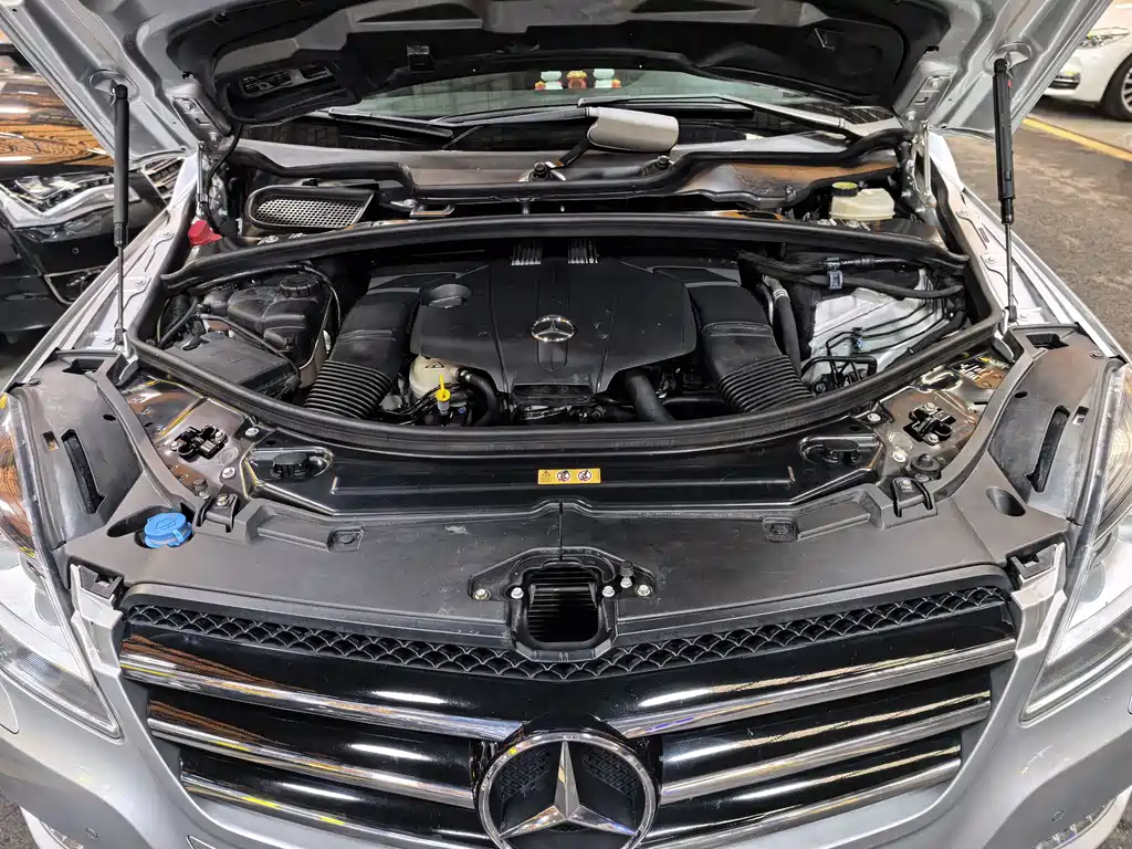 Mercedes-Benz R-Class 2015 — фото 11