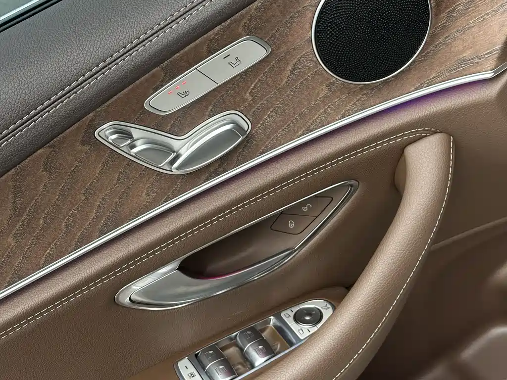 Mercedes-Benz E-Class 2022 — фото 14
