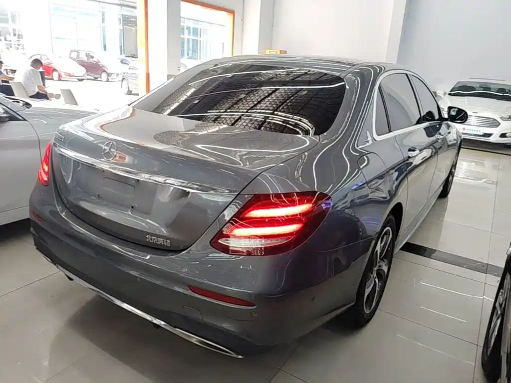 Mercedes-Benz E-Class 2017