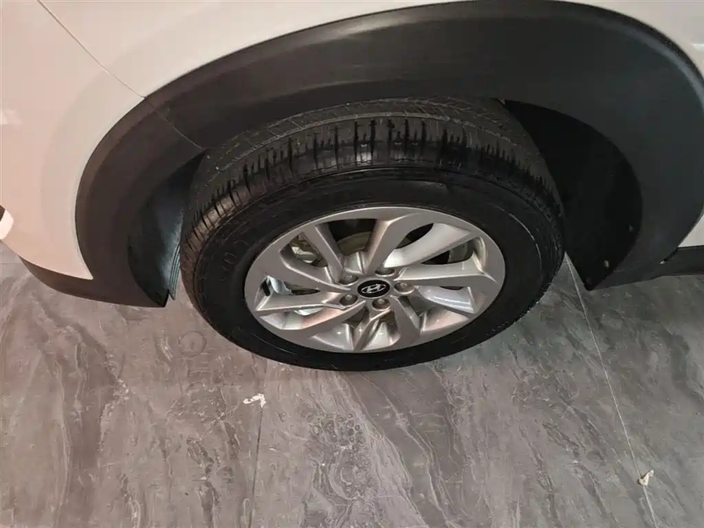 Hyundai Tucson 2016 — фото 23