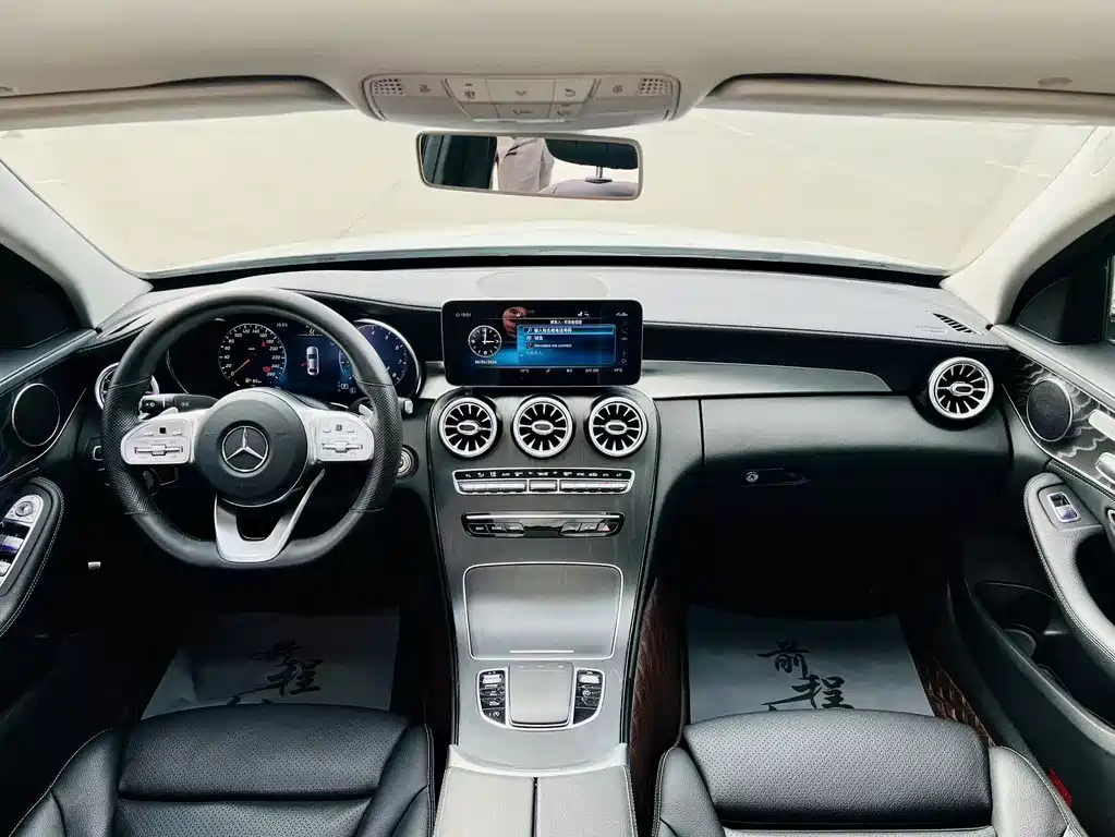Mercedes-Benz C-Class 2020 — фото 7