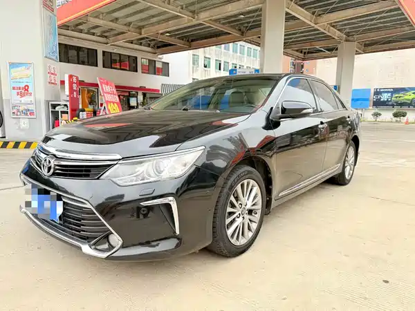 Toyota Camry 2016
