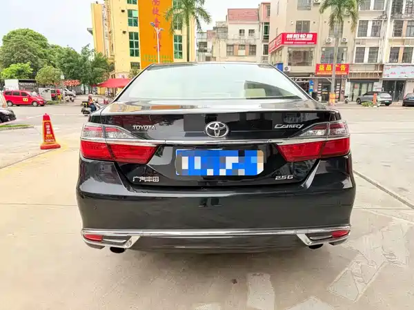 Toyota Camry 2016