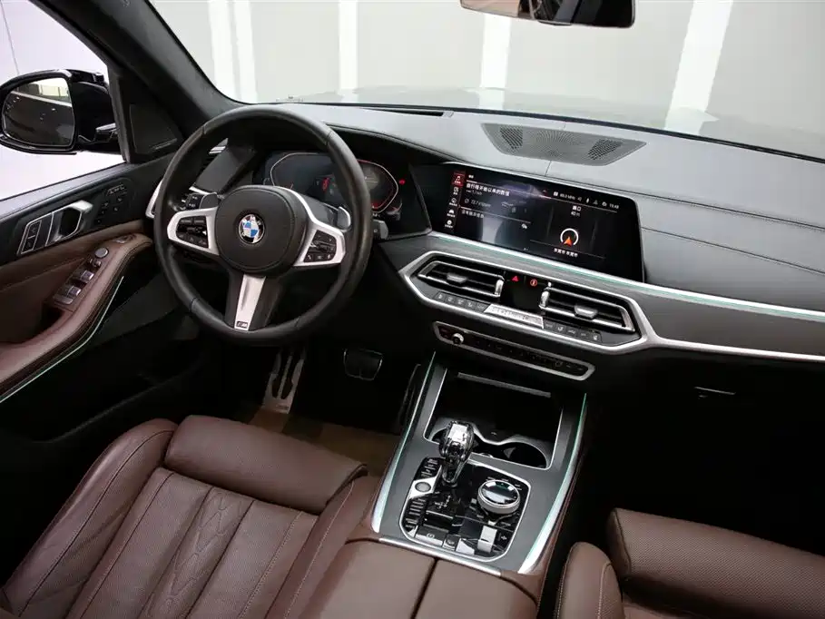 BMW X7 2020 — фото 10