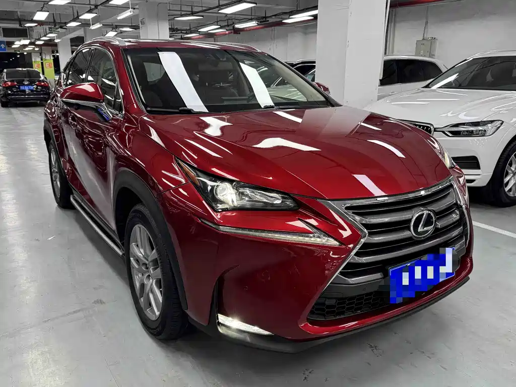Lexus NX 2015