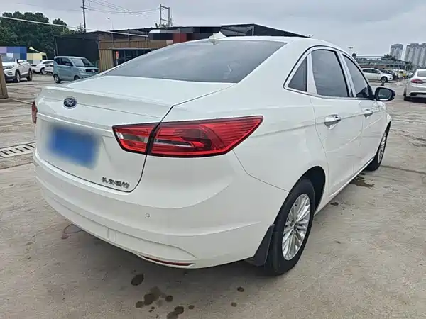 Ford Escort 2017