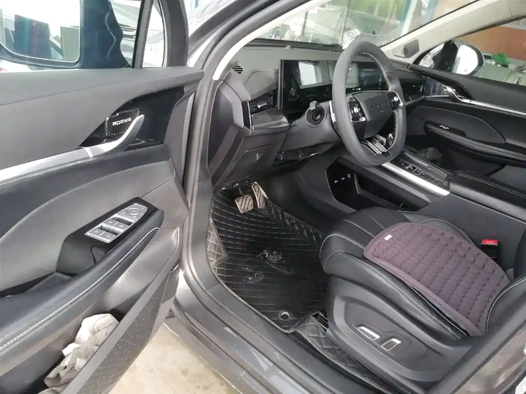 Roewe RX5 eMAX 2022 — фото 16